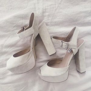 Steve Madden Chunky Swede Nude Heels